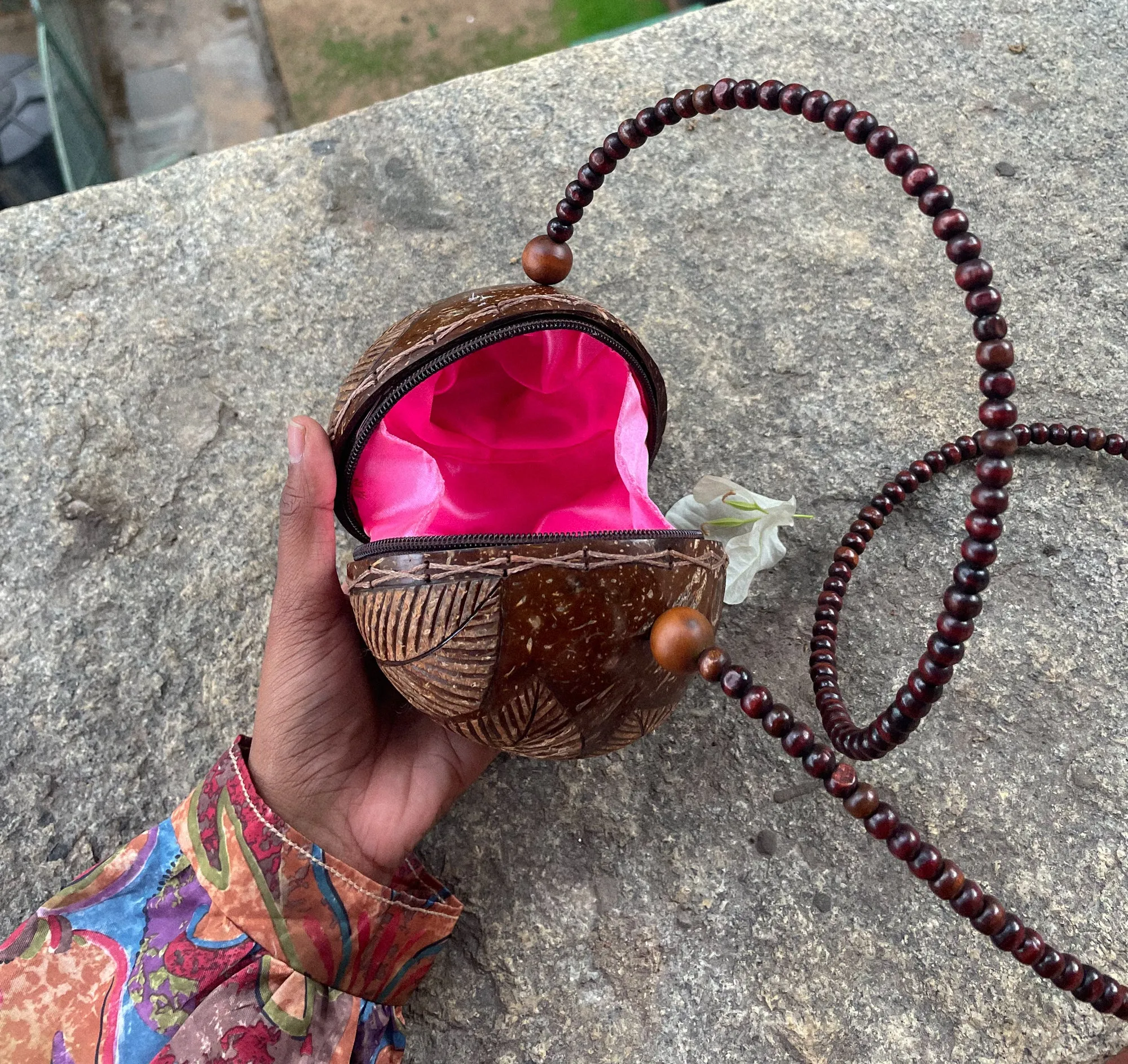 Circular Criss-Cross Carved Coconut Mini