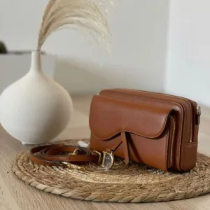 Luxury Handbags for Fashion Enthusiasts - DOR - 6720
