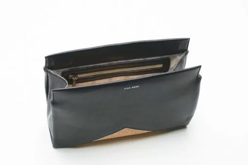 Margaret Clutch - Black