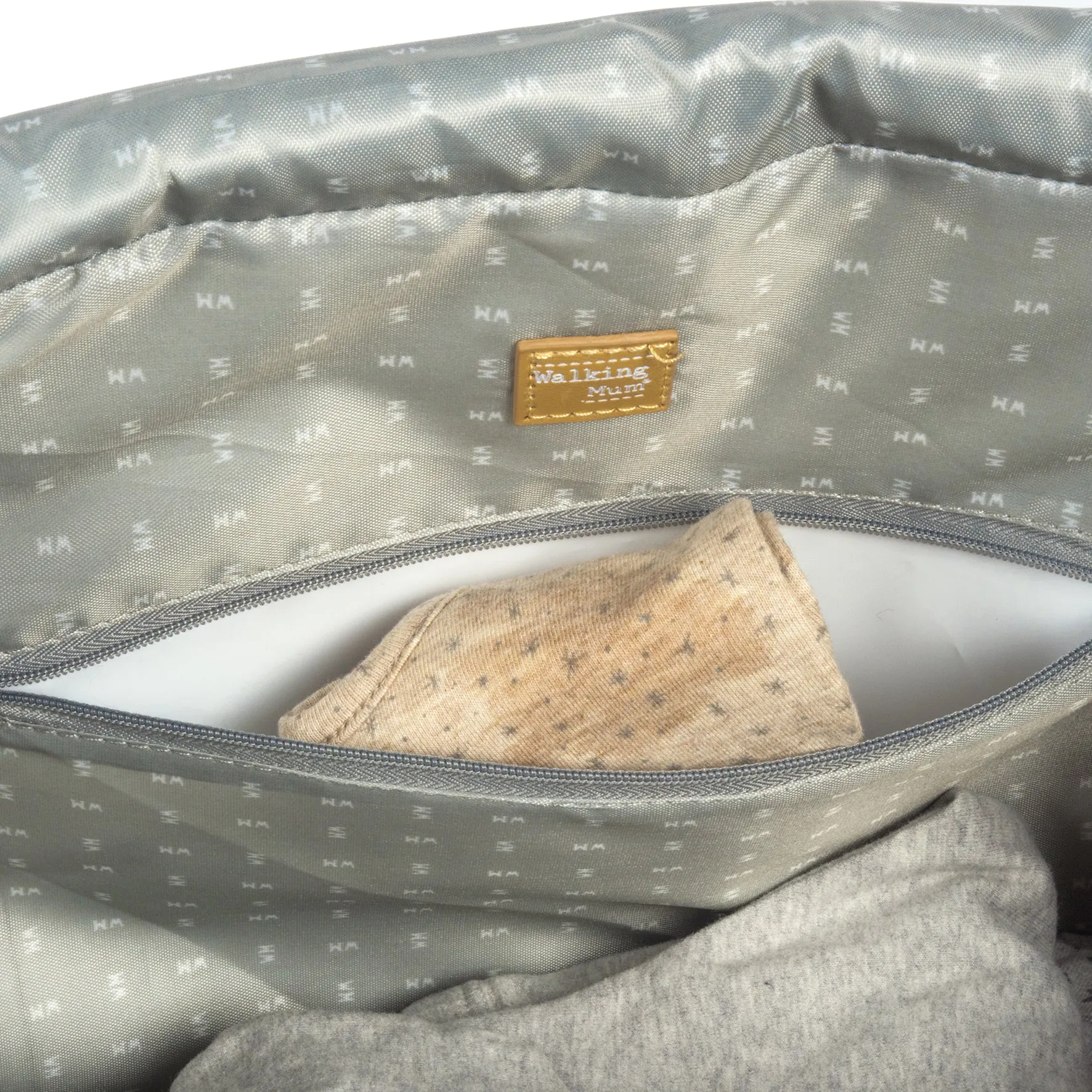 Walking Mum Baby Nature Sand Diaper Changing Bag