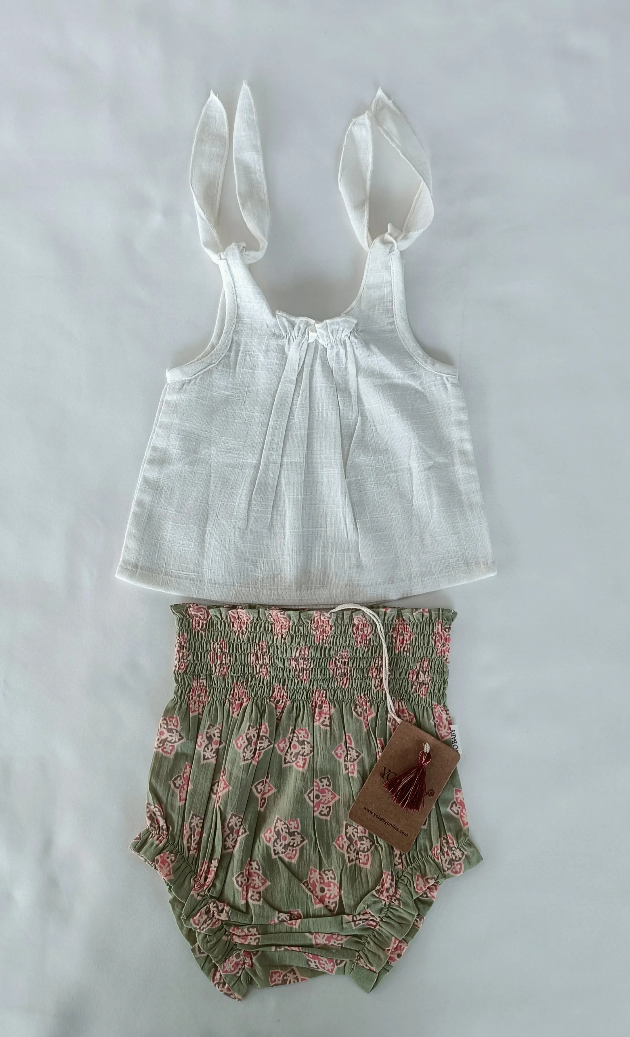 White Top & Printed High-Waisted Smocked Diaper Cover 6pcs Set